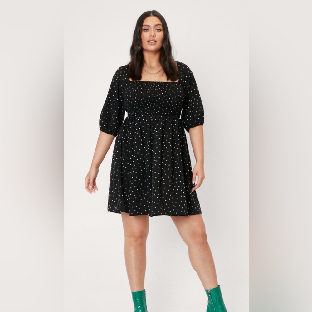Daisy Print Shirred Smock Mini Dress-Nasty Gal, size 14
